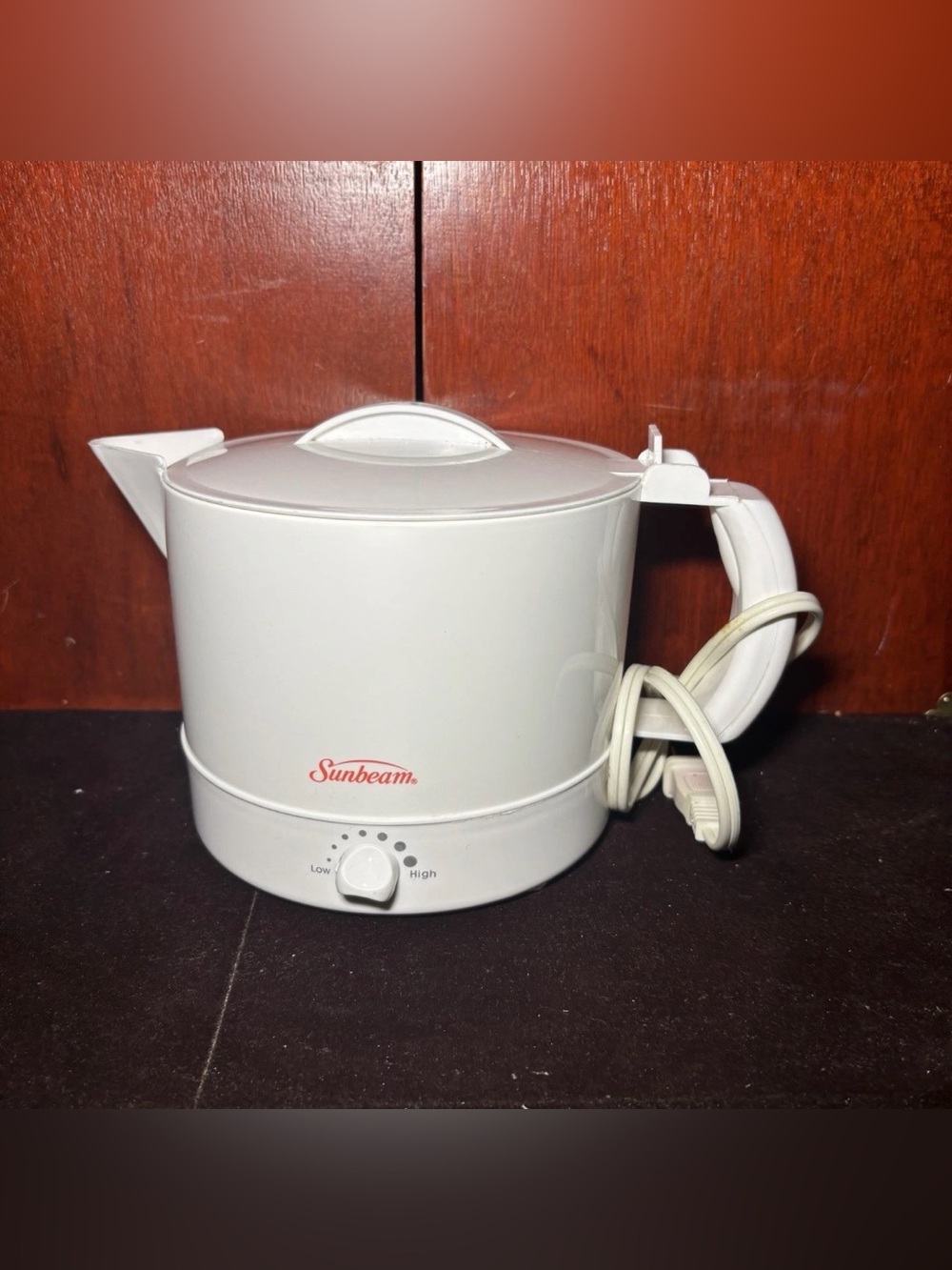 Sunbeam BVSBWH1001 Electric Hot Pot Kettle White Adjustable Temperature 1000W